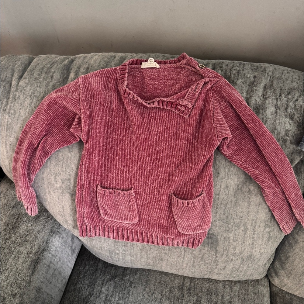Cozy Pink Sweater with Pockets